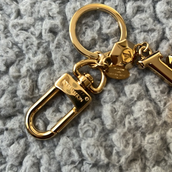 Louis Vuitton Key Charm - Picture 5 of 6